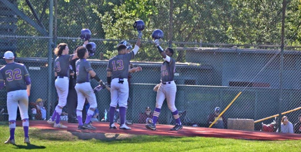 STEERS COMPLETE SWEEP OF HUSTON-TILLOTSON UNIVERSITY