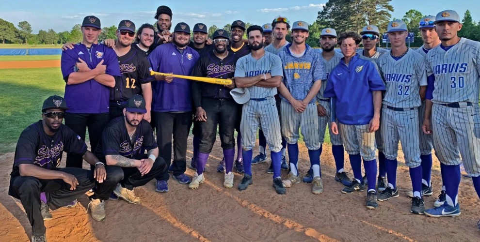 STEERS CLINCH A SPOT IN THE RRAC TOURNAMENT TAKING TWO GAMES IN THE BATTLE OF I-20